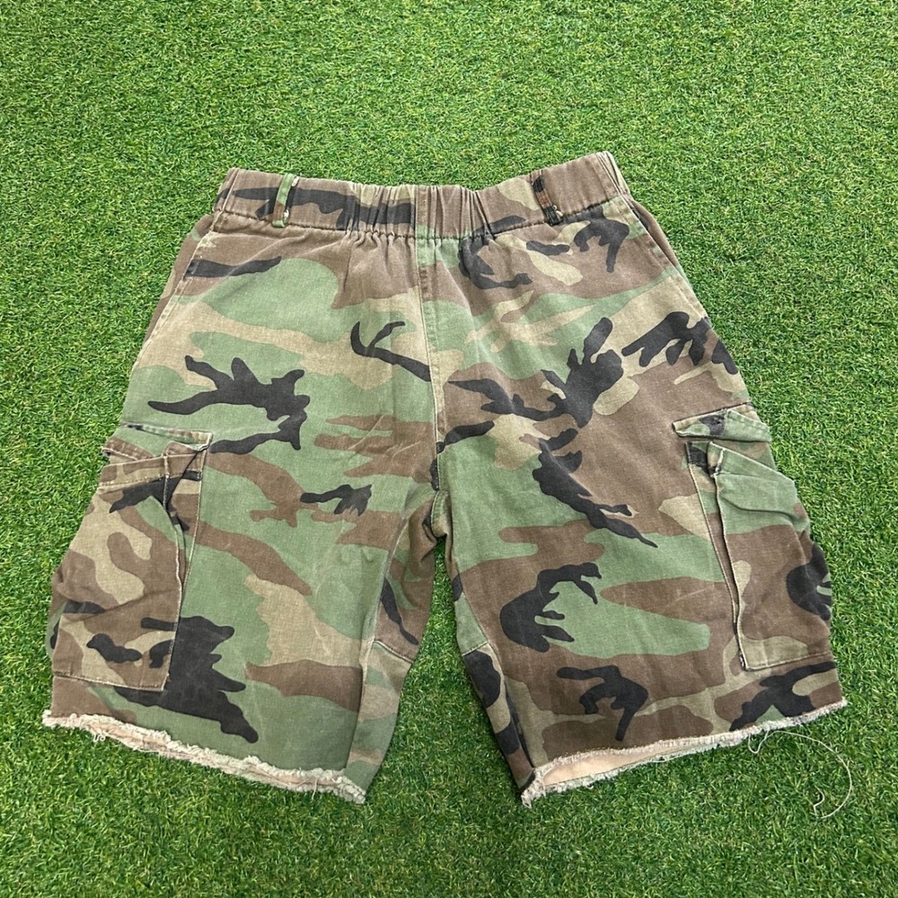 Gallery Dept Camo Cargo Shorts Mens Medium Woodland Camouflage Frayed Hem